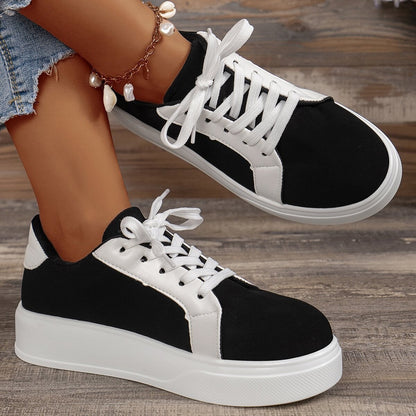 Shirley – Retro Women's Lace-Up Sneakers