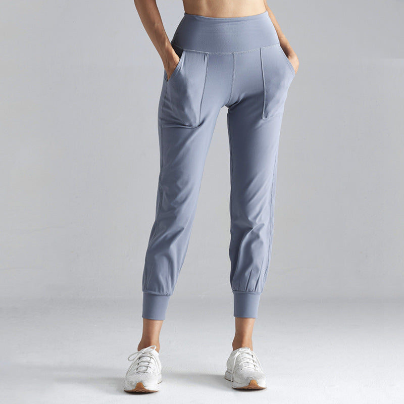 Betty – Fitness Capri Yoga Pants