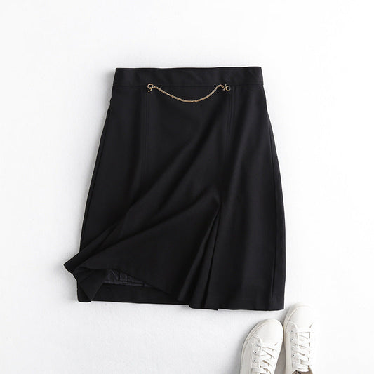 Joanne – Wide Pleated Skirt with Chain Detail