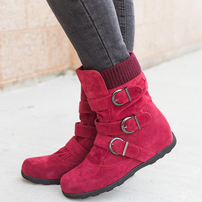 Jamie – Comfortable Winter Boots with Strap and Buckle