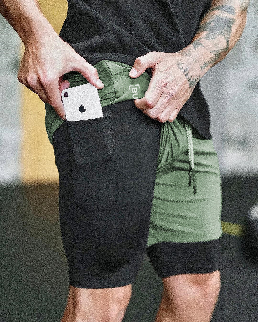 Mitchell – Compression Shorts with Pockets