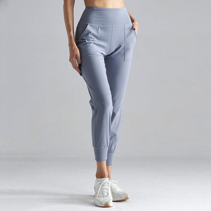 Betty – Fitness Capri Yoga Pants