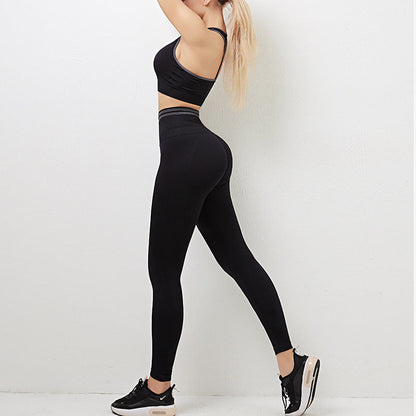 Katie – Seamless Sports Bra and Leggings Activewear Outfit