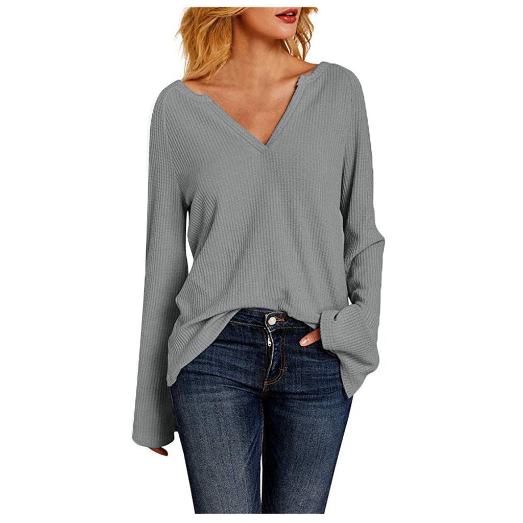 Sophie – Women's T-Shirt with Bell Sleeves and V-Neck