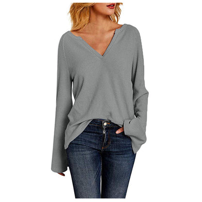 Sophie – Women's T-Shirt with Bell Sleeves and V-Neck