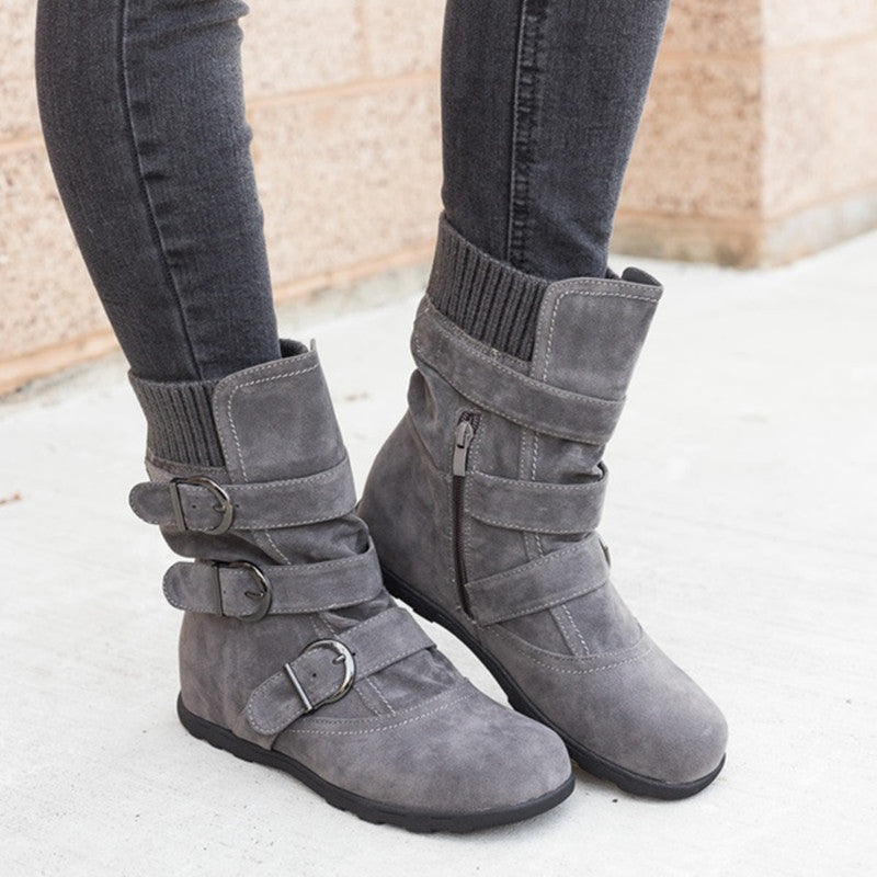 Jamie – Comfortable Winter Boots with Strap and Buckle