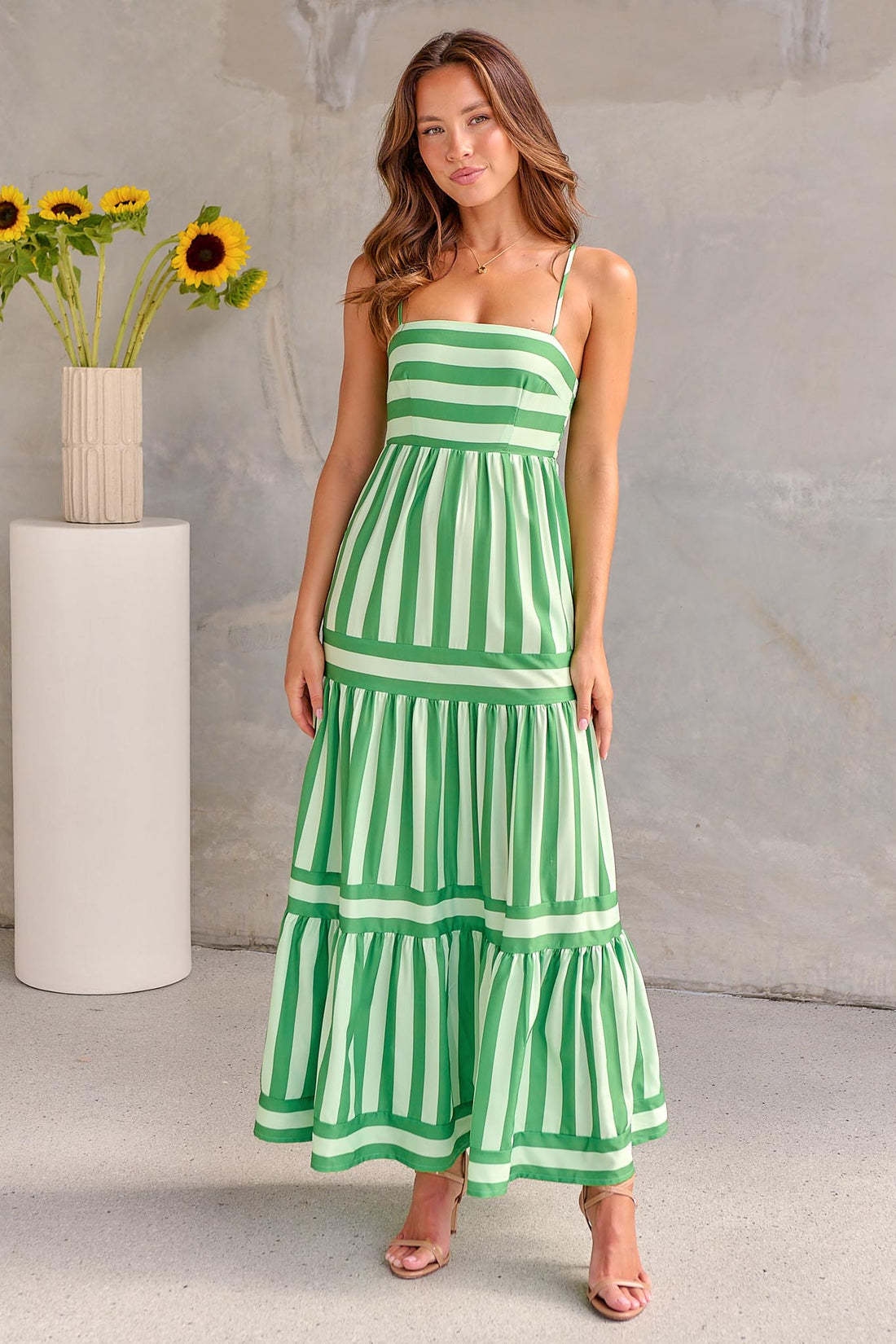 Caroline – Striped Maxi Dress with Straps and Pockets for Beach Getaway