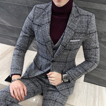 Kevin – Slim Fit Suits with Check Pattern