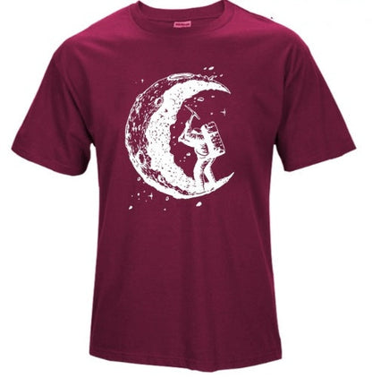 Isaac – Casual T-Shirt with Moon Print