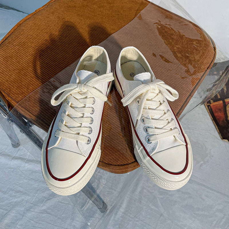 Marie – Low Canvas Shoes in 1970s Style