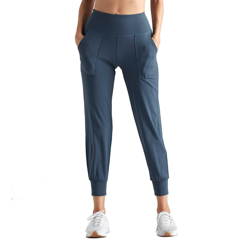 Betty – Fitness Capri Yoga Pants