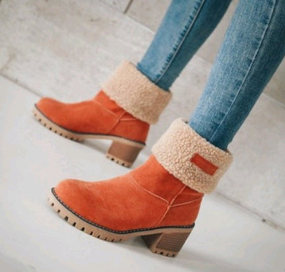 Shirley – Mid-Height Thick Heel Boots in Premium Vegan Suede