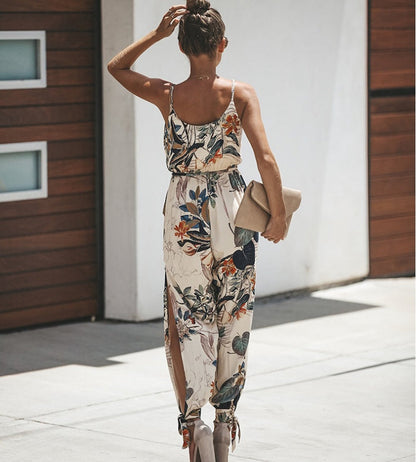 Caroline – Backless Jumpsuit with Pockets and V-Neck