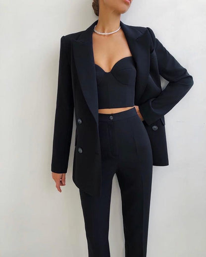 Diana – Women's Suit with Notched Lapel and Double-Breasted Design