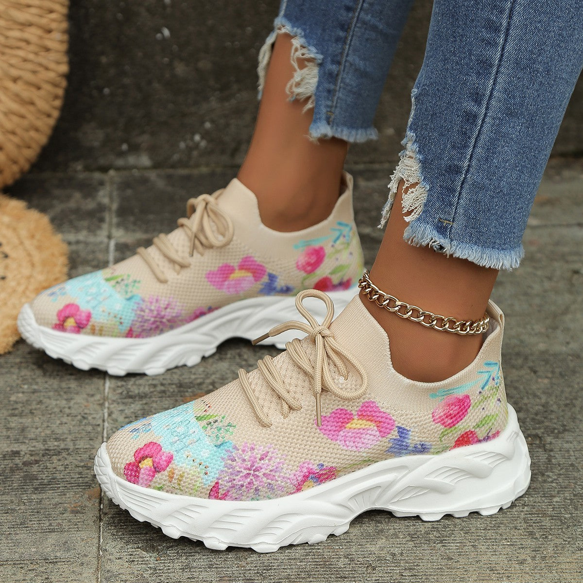 Rebecca – Breathable Women's Sneakers with Floral Pattern