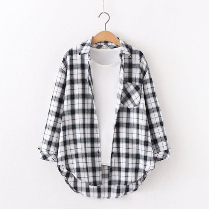 Samantha – Plaid Women's Blouse with Relaxed Fit