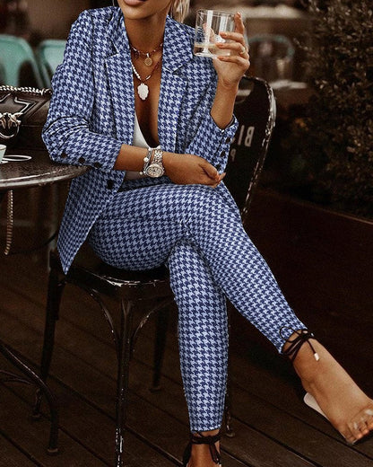 Betty – Slim Fit Women's Suit Set with Check Pattern