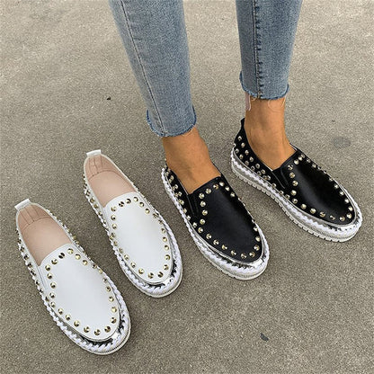 Faith – Flat Sneakers with Studs