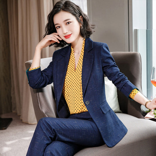 Melissa – Slim Business Suits for Women