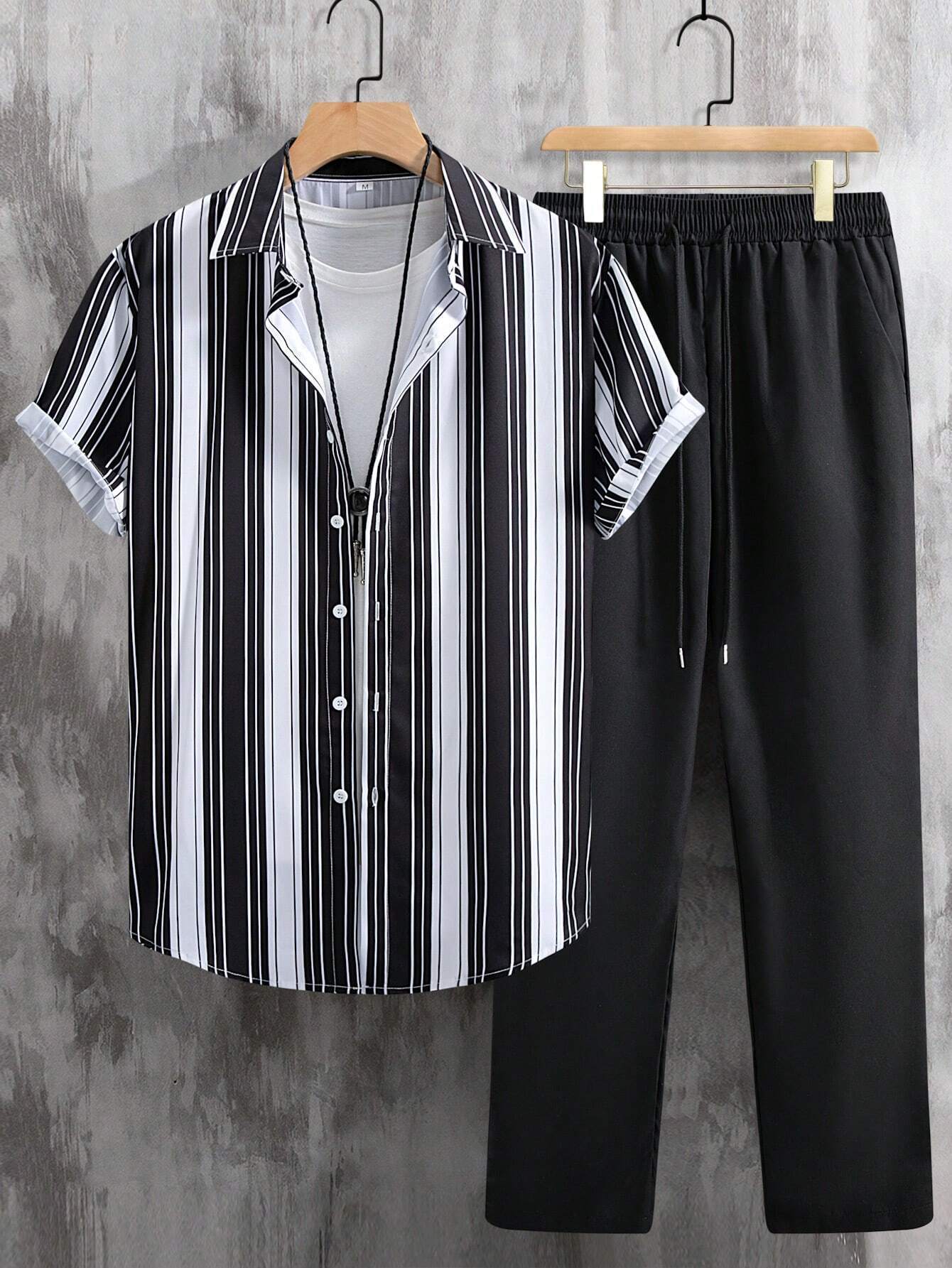 Robbie – Casual Striped Short Sleeve Shirt Suit