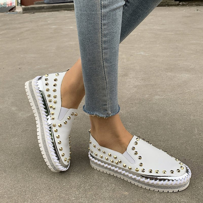 Faith – Flat Sneakers with Studs