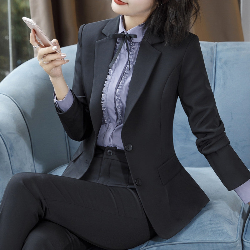 Vanessa – Elegant Women's Business Suit